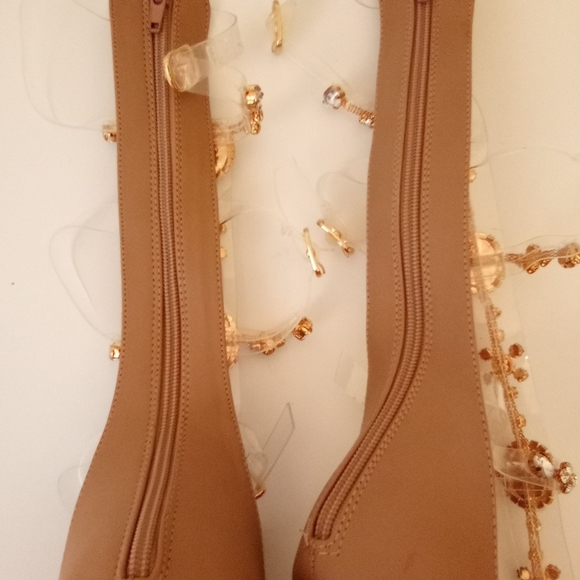 Shoe dazzle Tan Faux Leather Rhinestone Zip Gladiator 4 1/2" Wedge Heels sz 9 - Picture 10 of 16